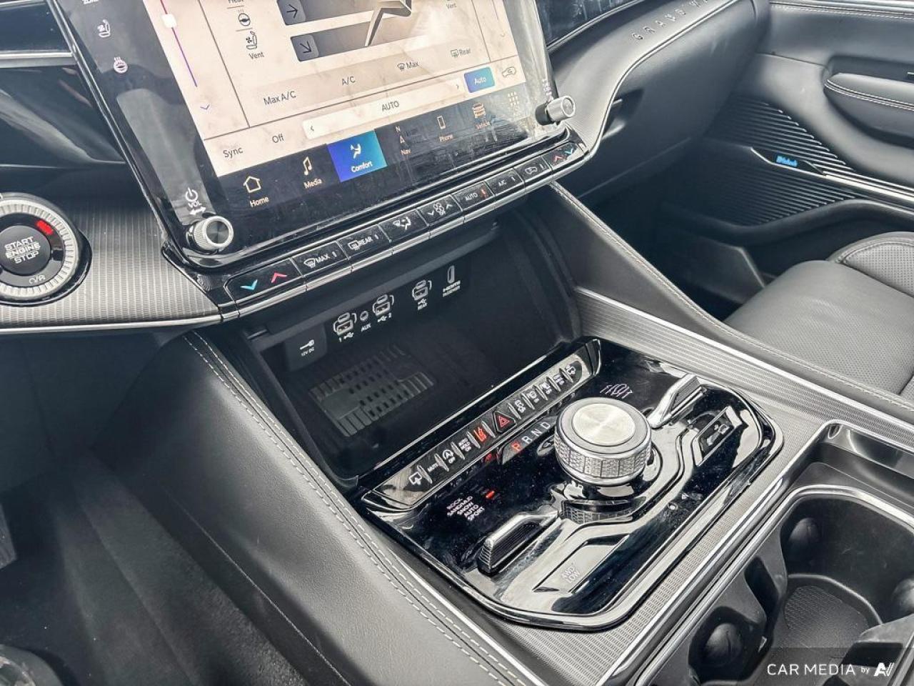 2026 Jeep Grand Wagoneer Summit 4dr 4x4 Photo