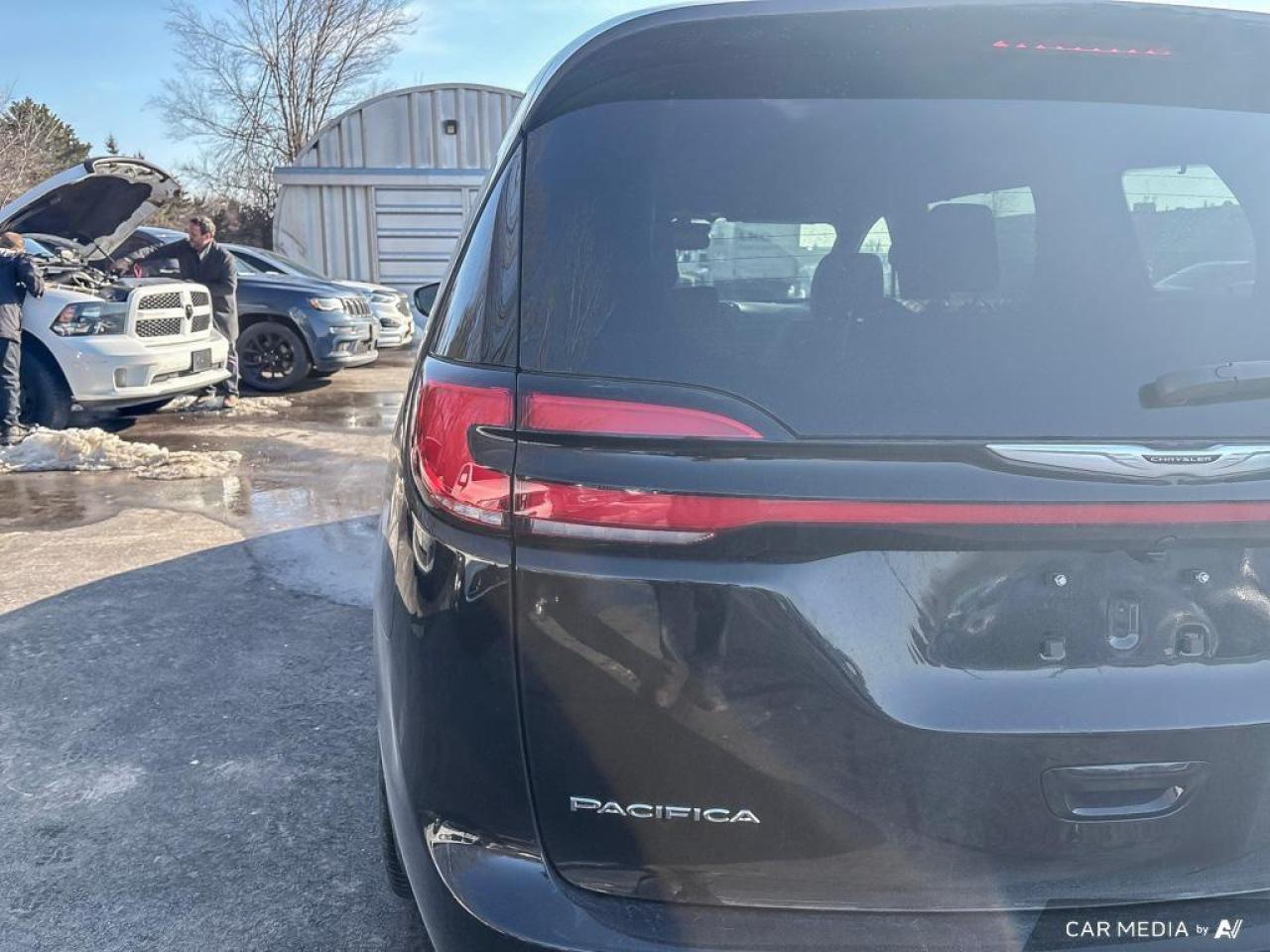 2026 Chrysler Pacifica Pinnacle All-Wheel Drive Passenger Van Photo