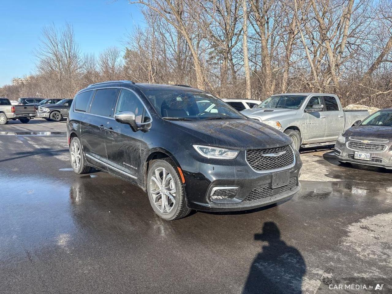 2026 Chrysler Pacifica Pinnacle All-Wheel Drive Passenger Van Photo