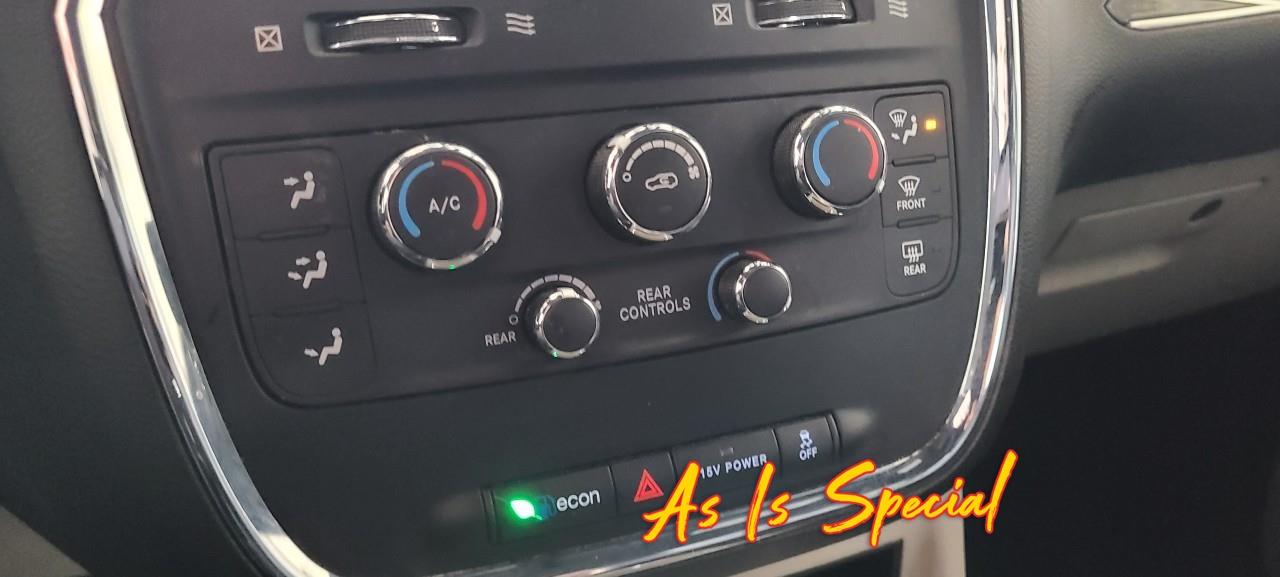 2016 Dodge Grand Caravan SE/SXT Passenger Van Photo