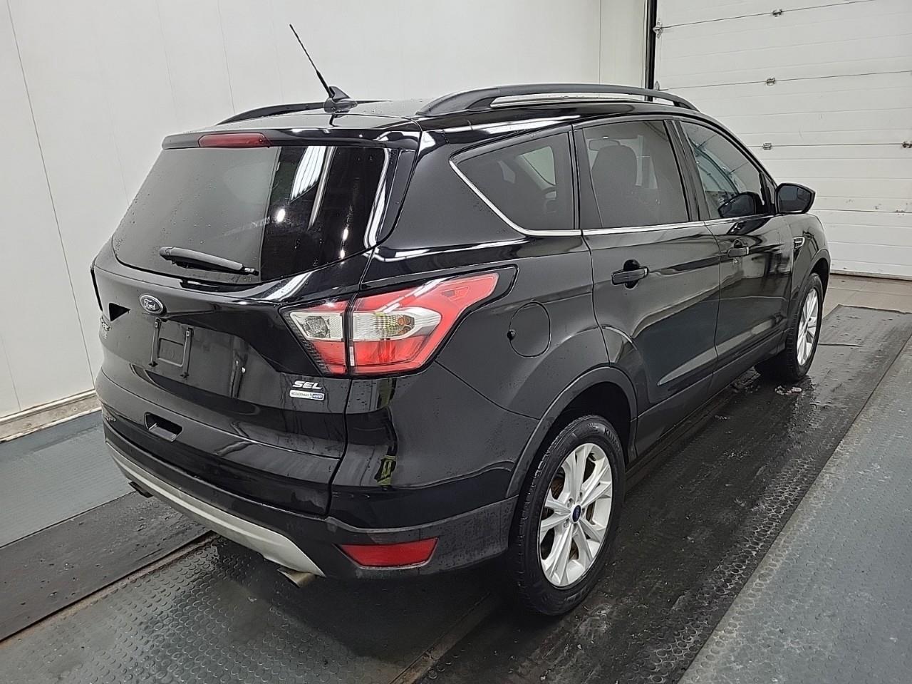 2018 Ford Escape SEL 4dr 4x4 Photo3
