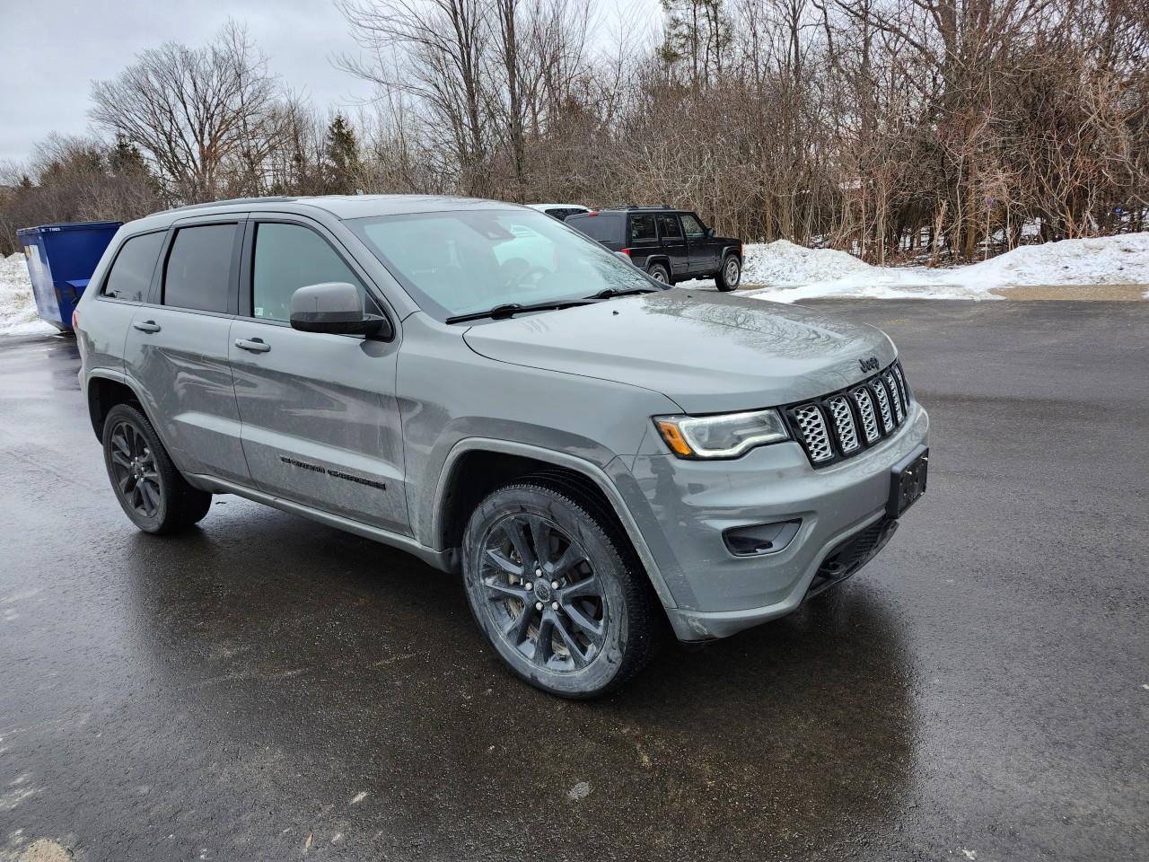 2022 Jeep Grand Cherokee WK Laredo 4dr 4x4 Photo