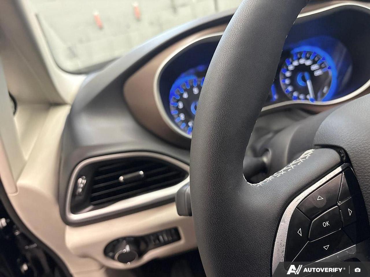 2024 Chrysler Grand Caravan SXT Front-Wheel Drive Passenger Van Photo