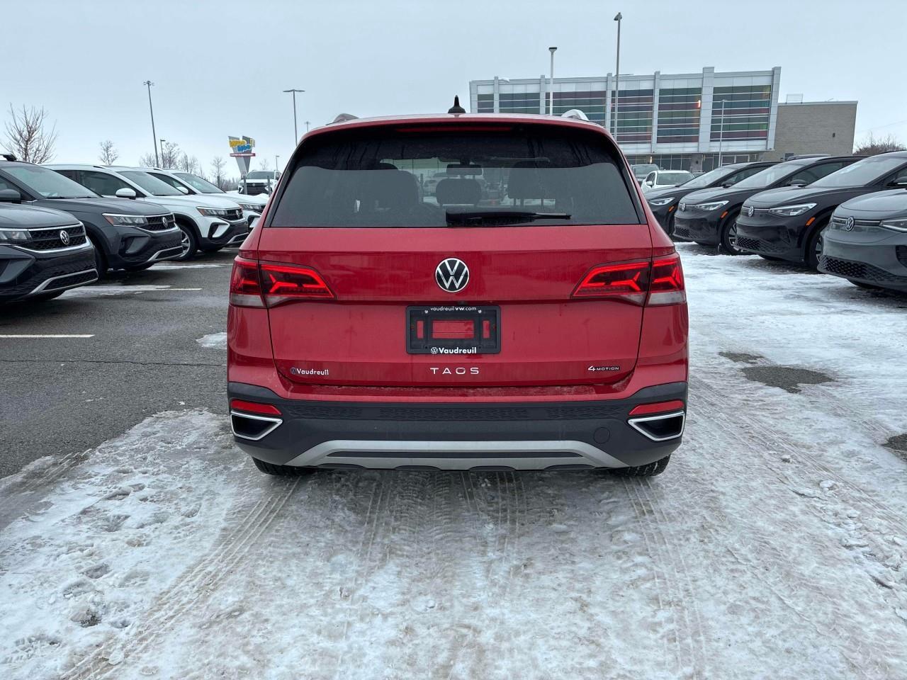 2022 Volkswagen Taos Comfortline 4dr All-Wheel Drive 4MOTION Photo3