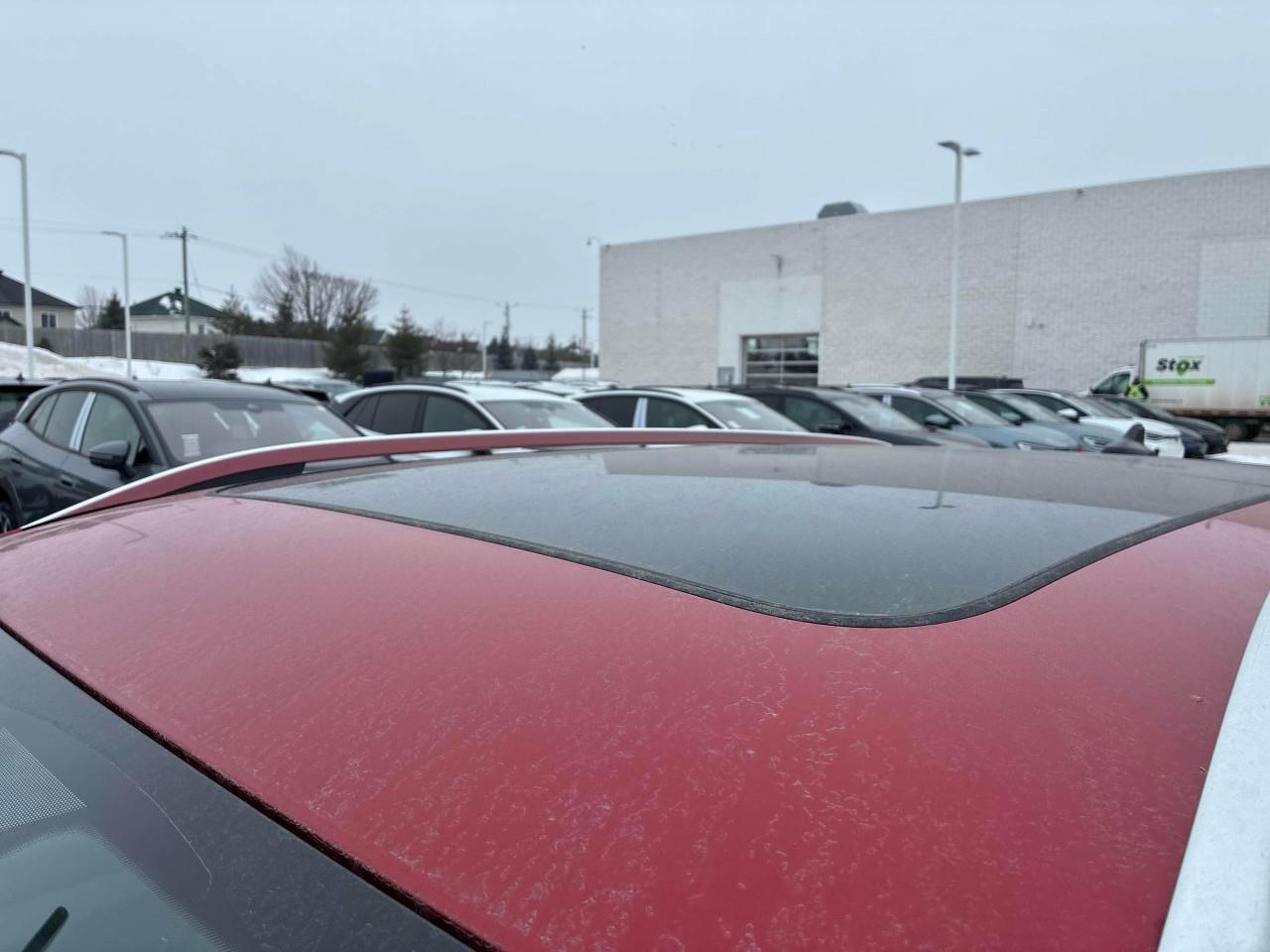 2022 Volkswagen Taos Comfortline 4dr All-Wheel Drive 4MOTION Photo