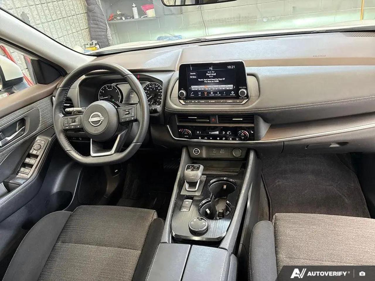 2024 Nissan Rogue SV Moonroof 4dr All-Wheel Drive Sport Utility Photo