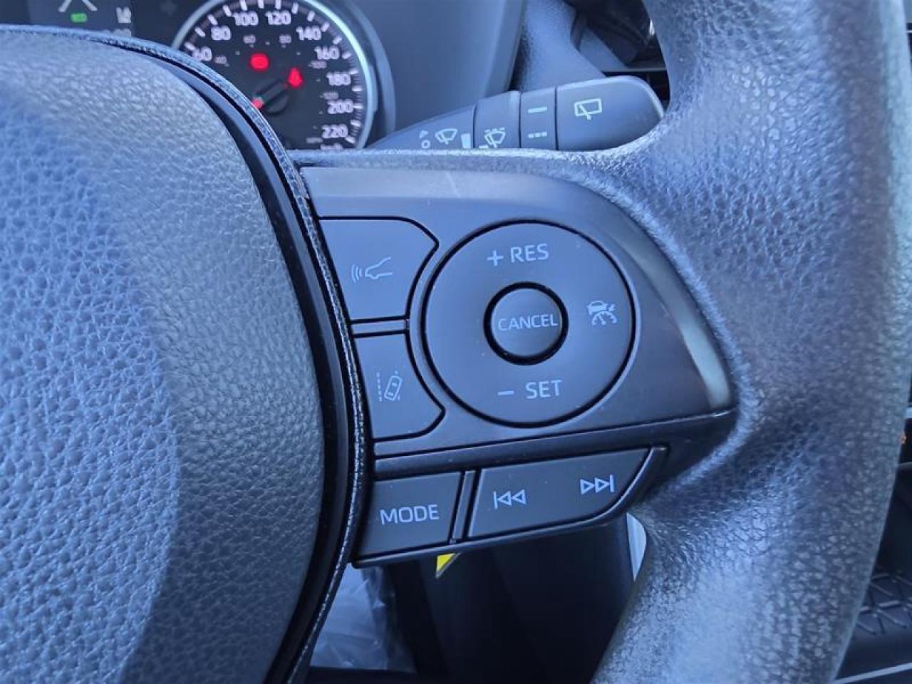 2022 Toyota RAV4 LE FWD W/Winter wheel pkg Photo