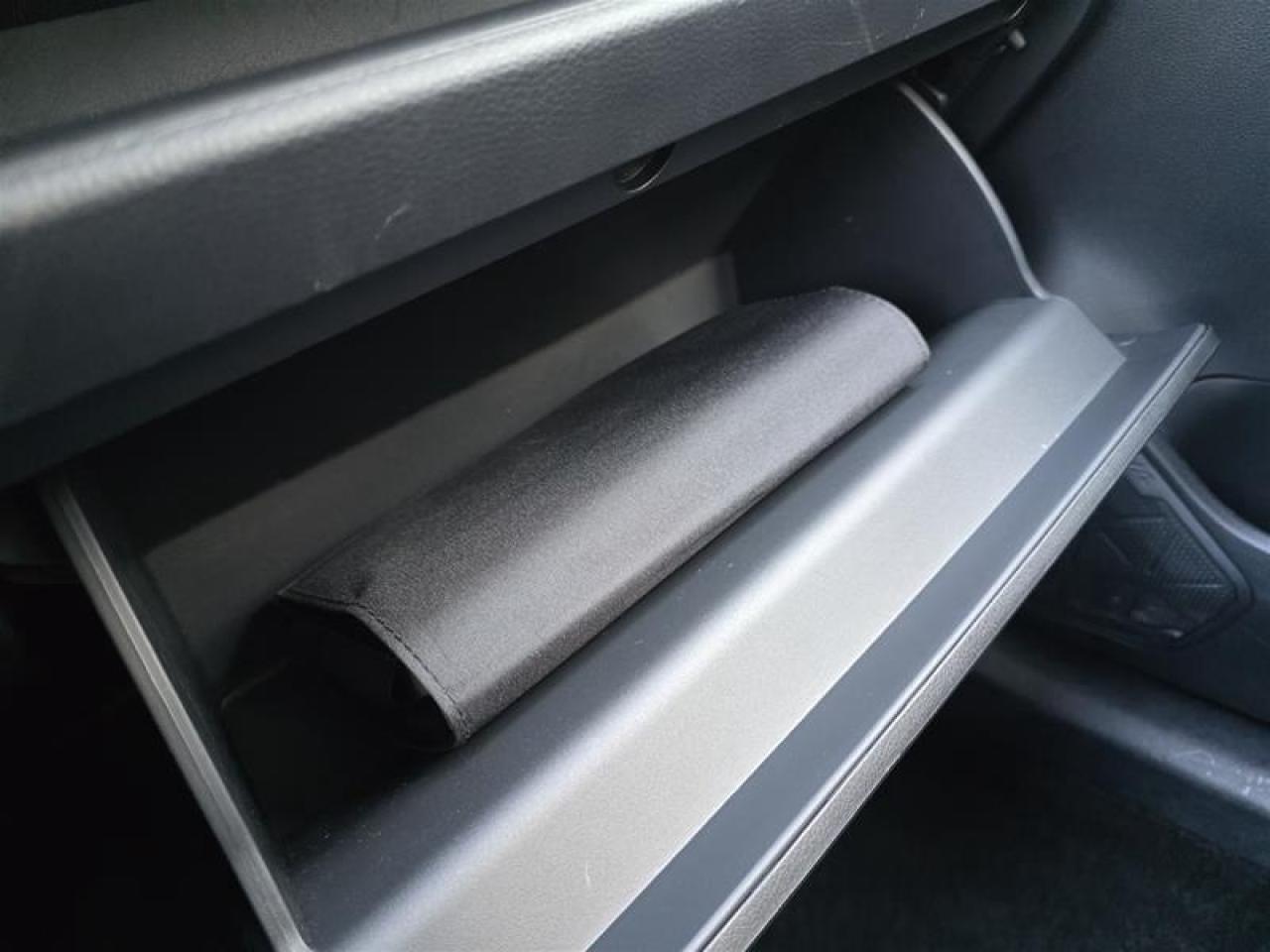 2022 Toyota RAV4 LE FWD W/Winter wheel pkg Photo