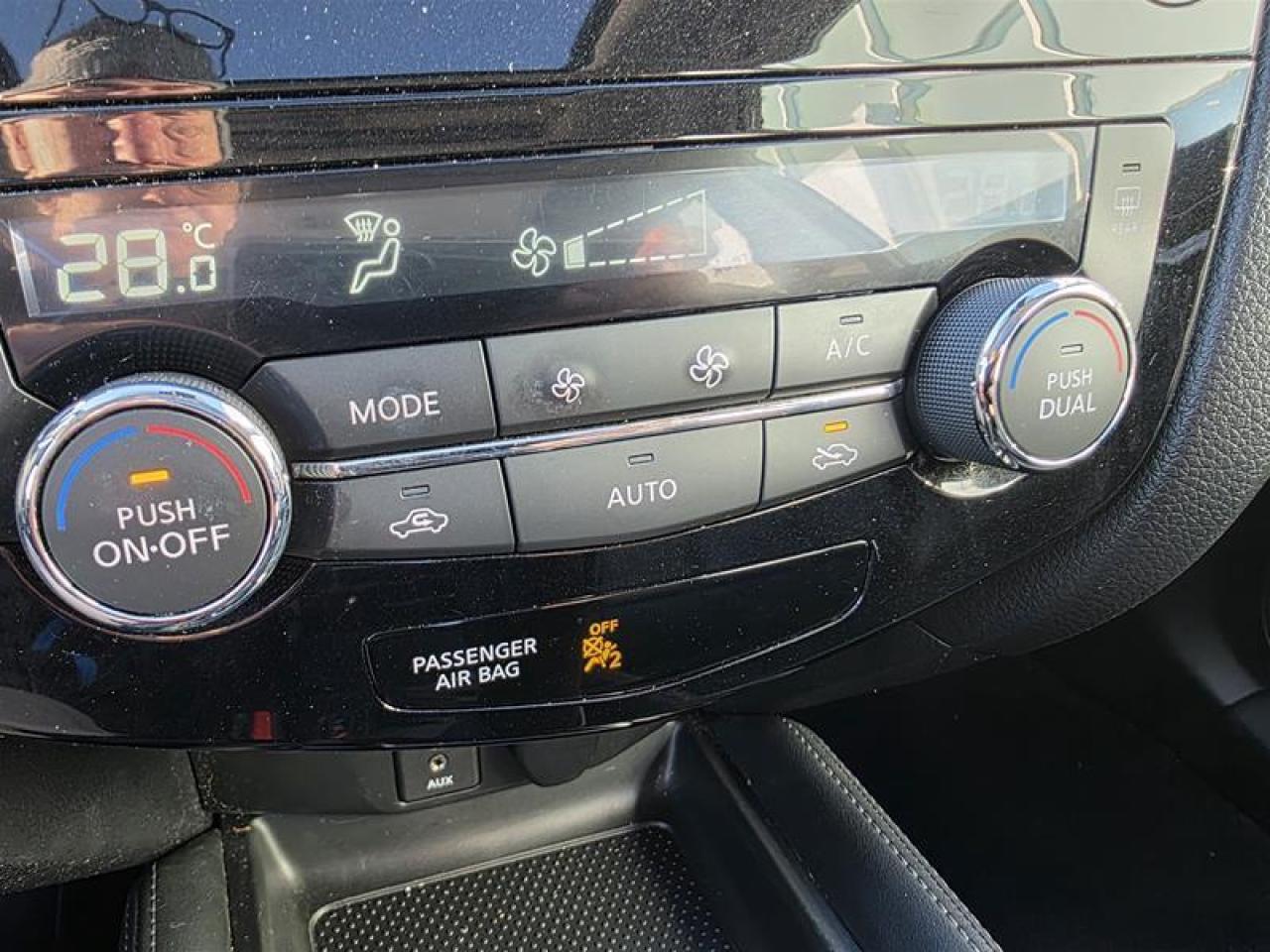 2017 Nissan Qashqai SL AWD CVT Photo