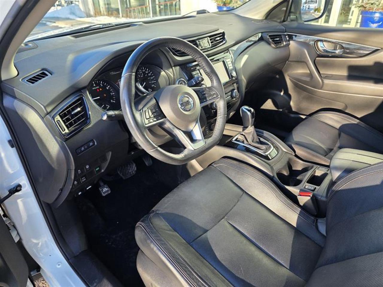 2017 Nissan Qashqai SL AWD CVT Photo