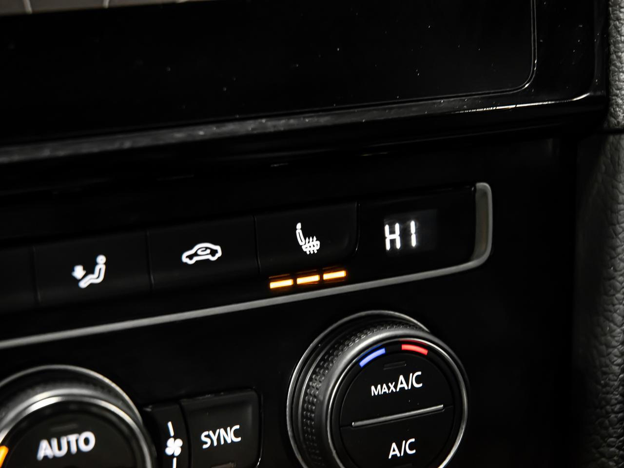 2019 Volkswagen Golf R 6 SPEED MANUAL BLIND SPOTS NAVI REAR VIEW CAMERA Photo