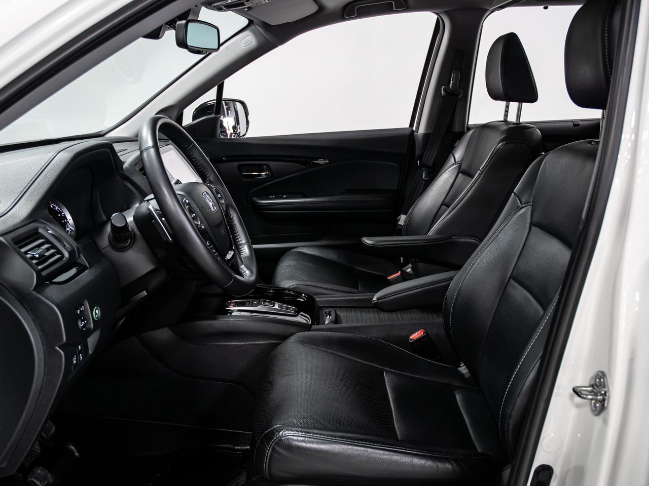 2018 Honda Pilot TOURING AWD REAR DVD NAVI REAR VIEW CAM 6 PASS Photo