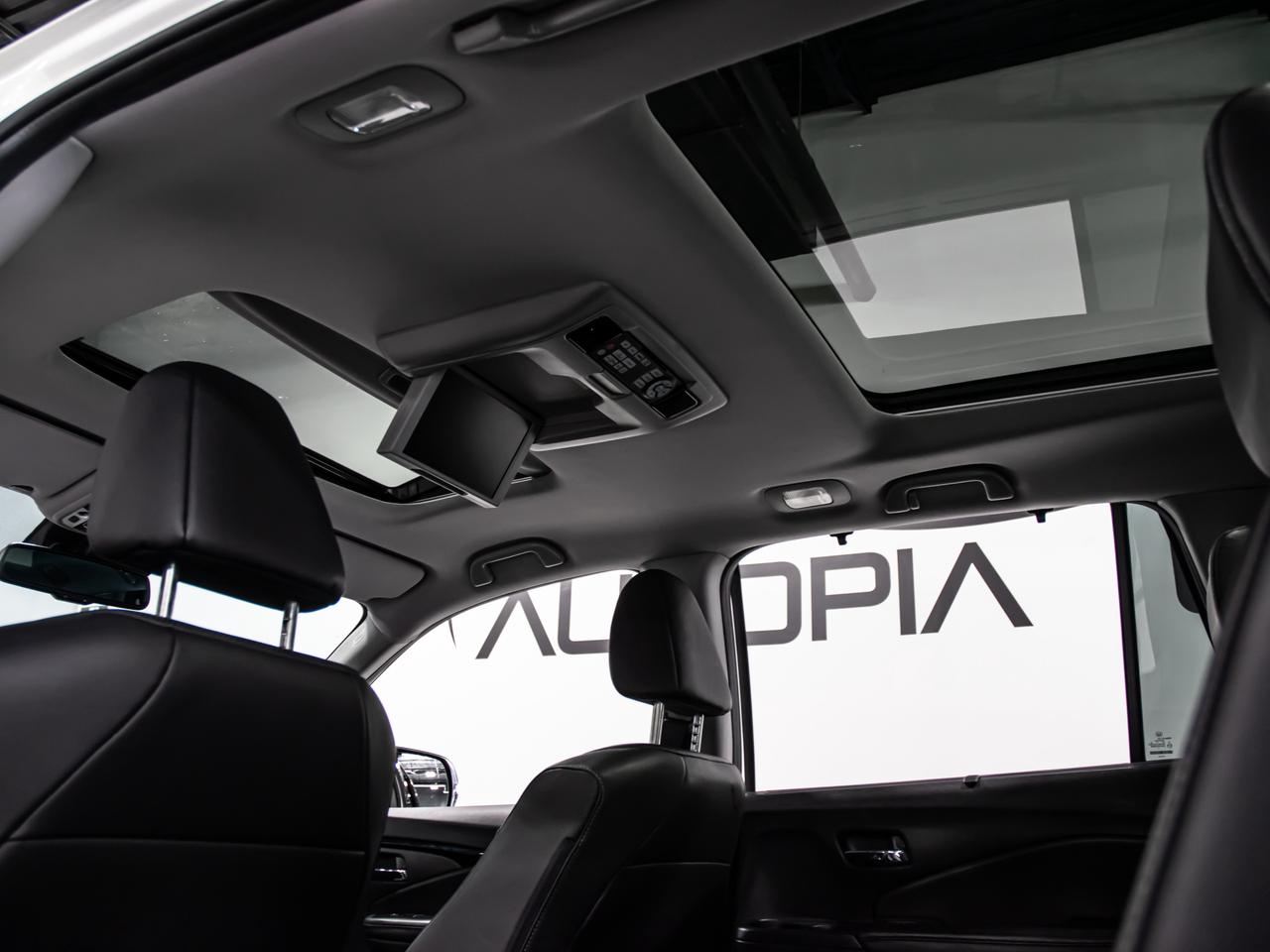 2018 Honda Pilot TOURING AWD REAR DVD NAVI REAR VIEW CAM 6 PASS Photo