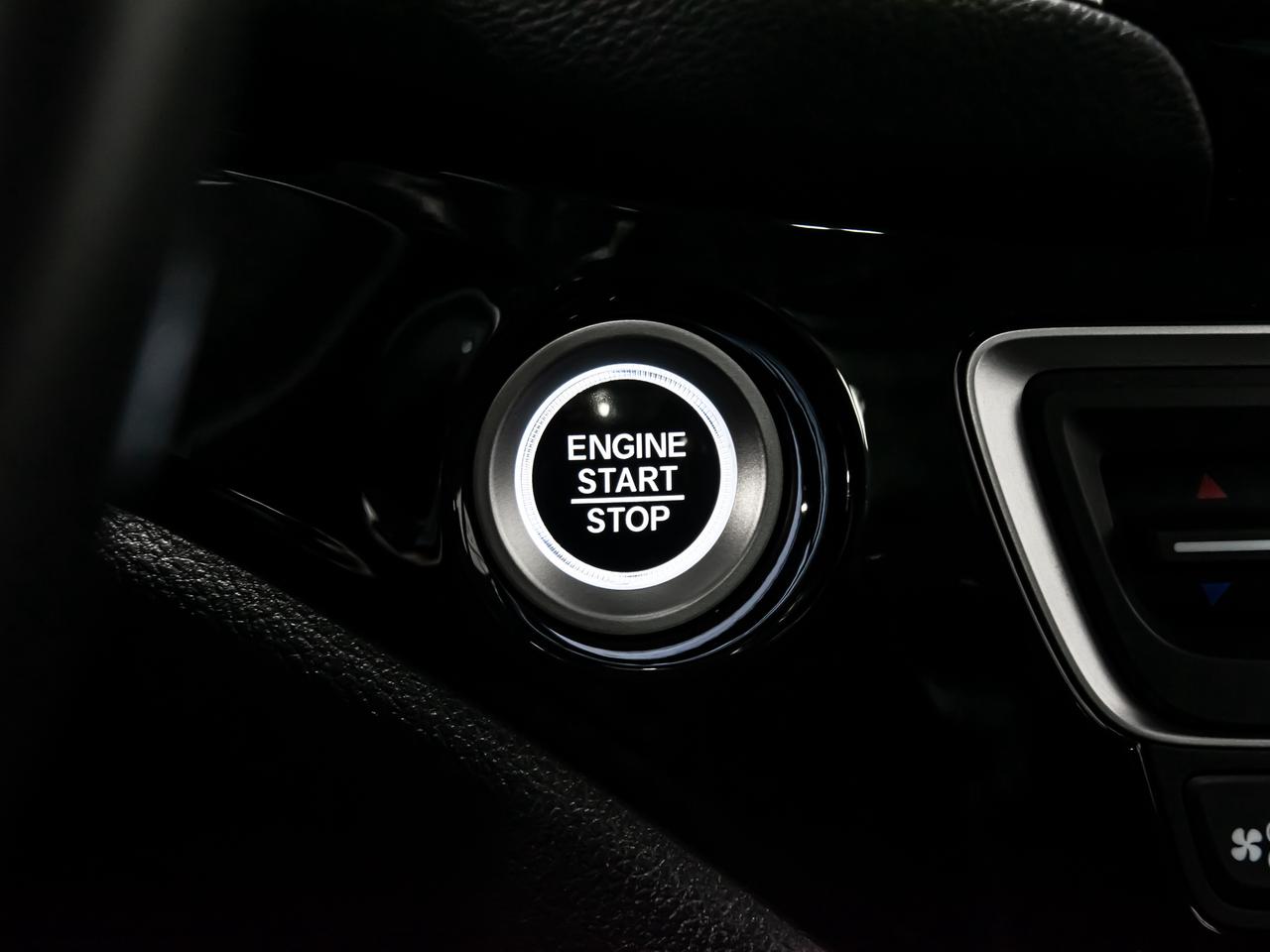 2018 Honda Pilot TOURING AWD REAR DVD NAVI REAR VIEW CAM 6 PASS Photo