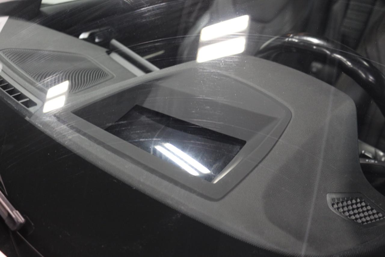 2022 BMW 3 Series 330i xDrive M SPORT HEADS UP BLIND SPOTS NAVI Photo