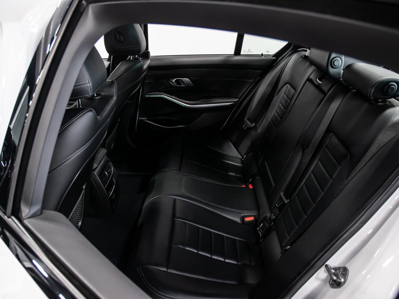 2022 BMW 3 Series 330i xDrive M SPORT HEADS UP BLIND SPOTS NAVI Photo