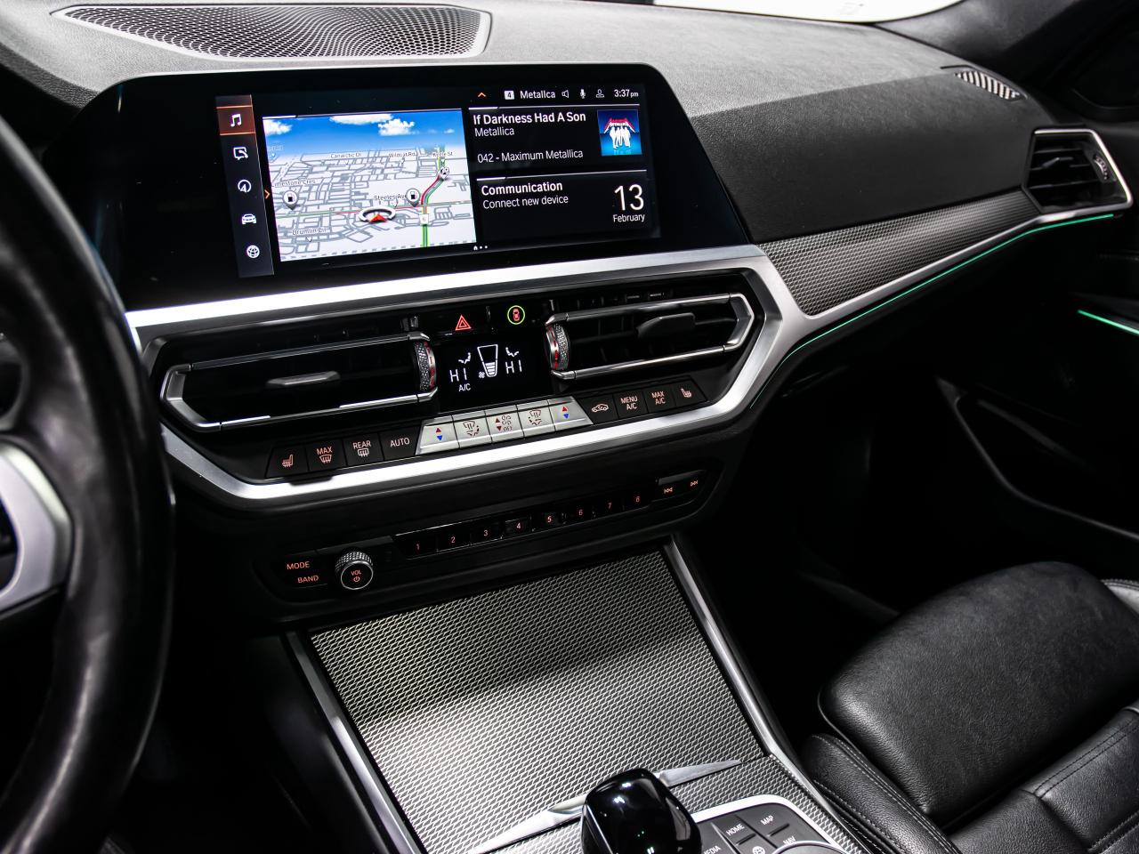 2022 BMW 3 Series 330i xDrive M SPORT HEADS UP BLIND SPOTS NAVI Photo