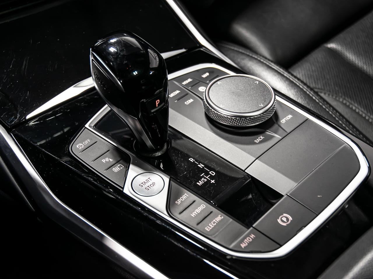 2022 BMW 3 Series 330e xDrive PLUG IN HYBRID BLIND SPOTS NAVI Photo