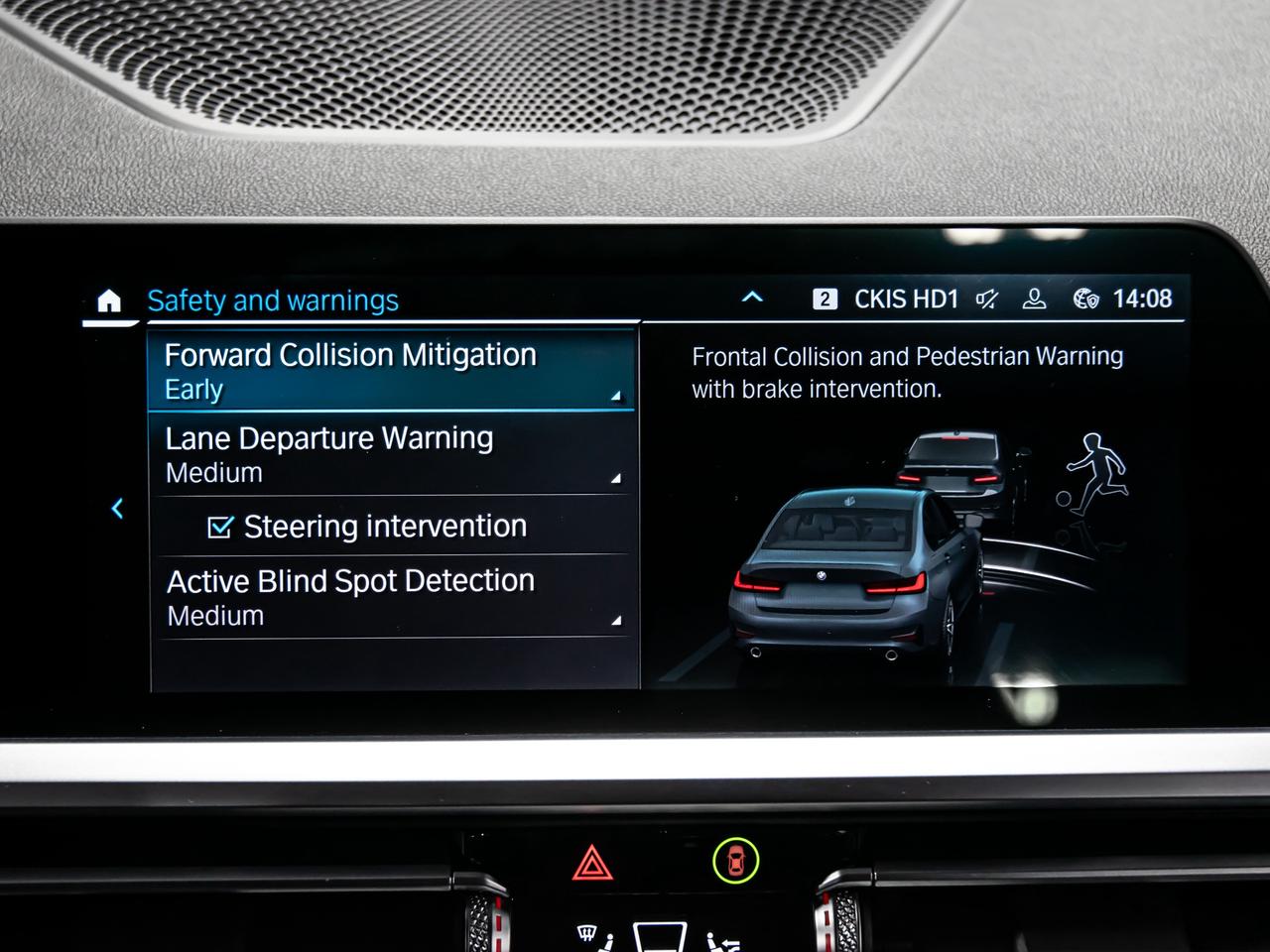 2022 BMW 3 Series 330e xDrive PLUG IN HYBRID BLIND SPOTS NAVI Photo