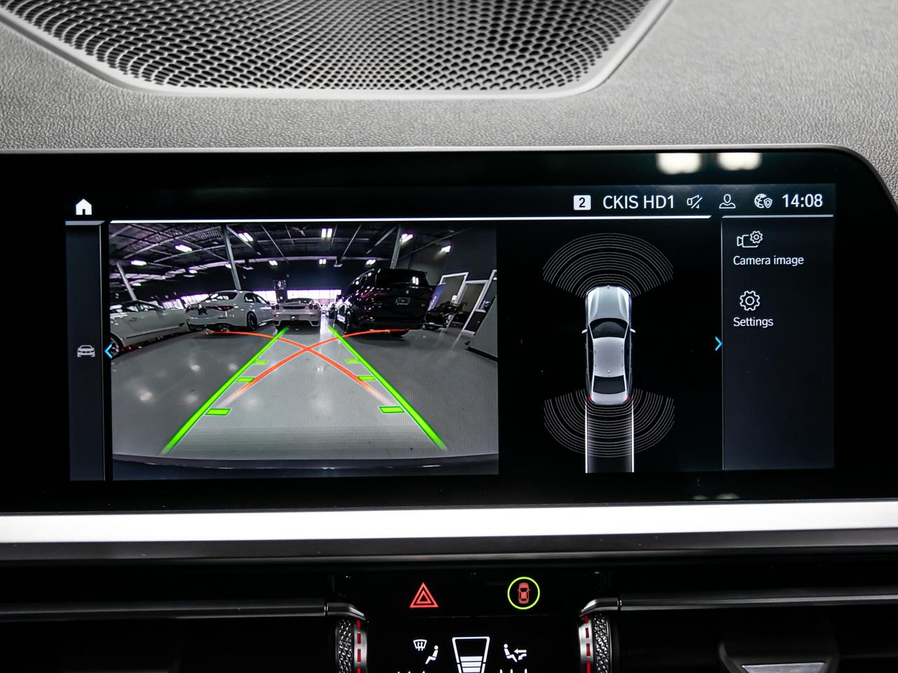 2022 BMW 3 Series 330e xDrive PLUG IN HYBRID BLIND SPOTS NAVI Photo