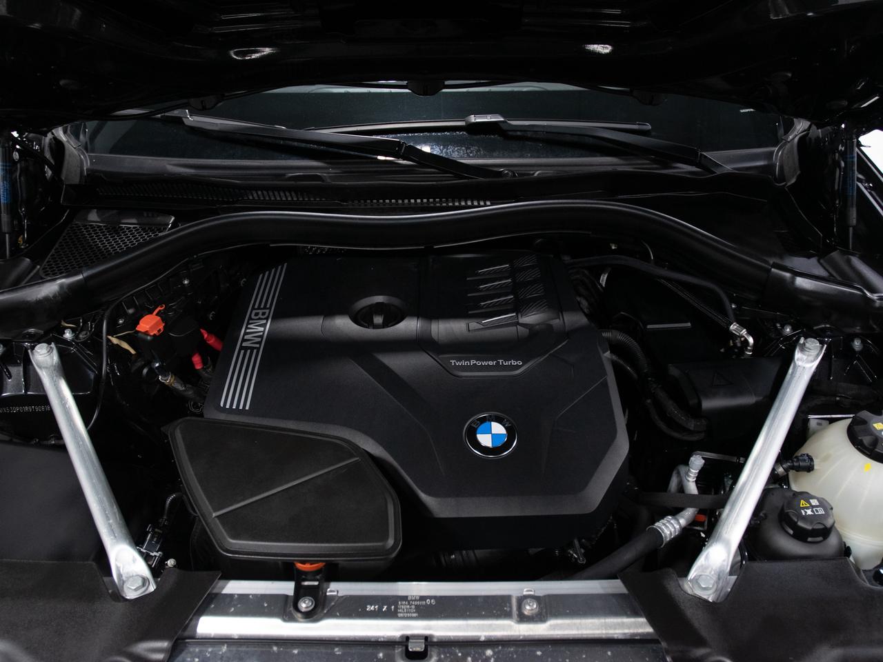 2024 BMW X3 xDrive30i PREMIUM ESSENTIAL BLIND SPOTS BROWN INT Photo