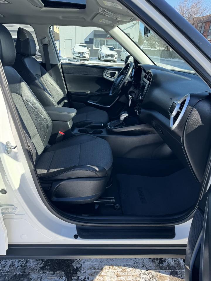 2022 Kia Soul EX Plus Photo