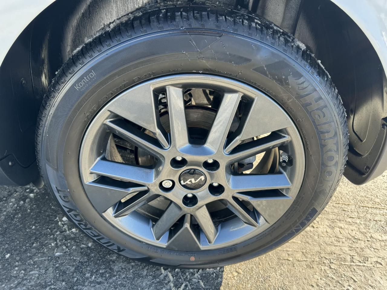 2022 Kia Soul EX Plus Photo