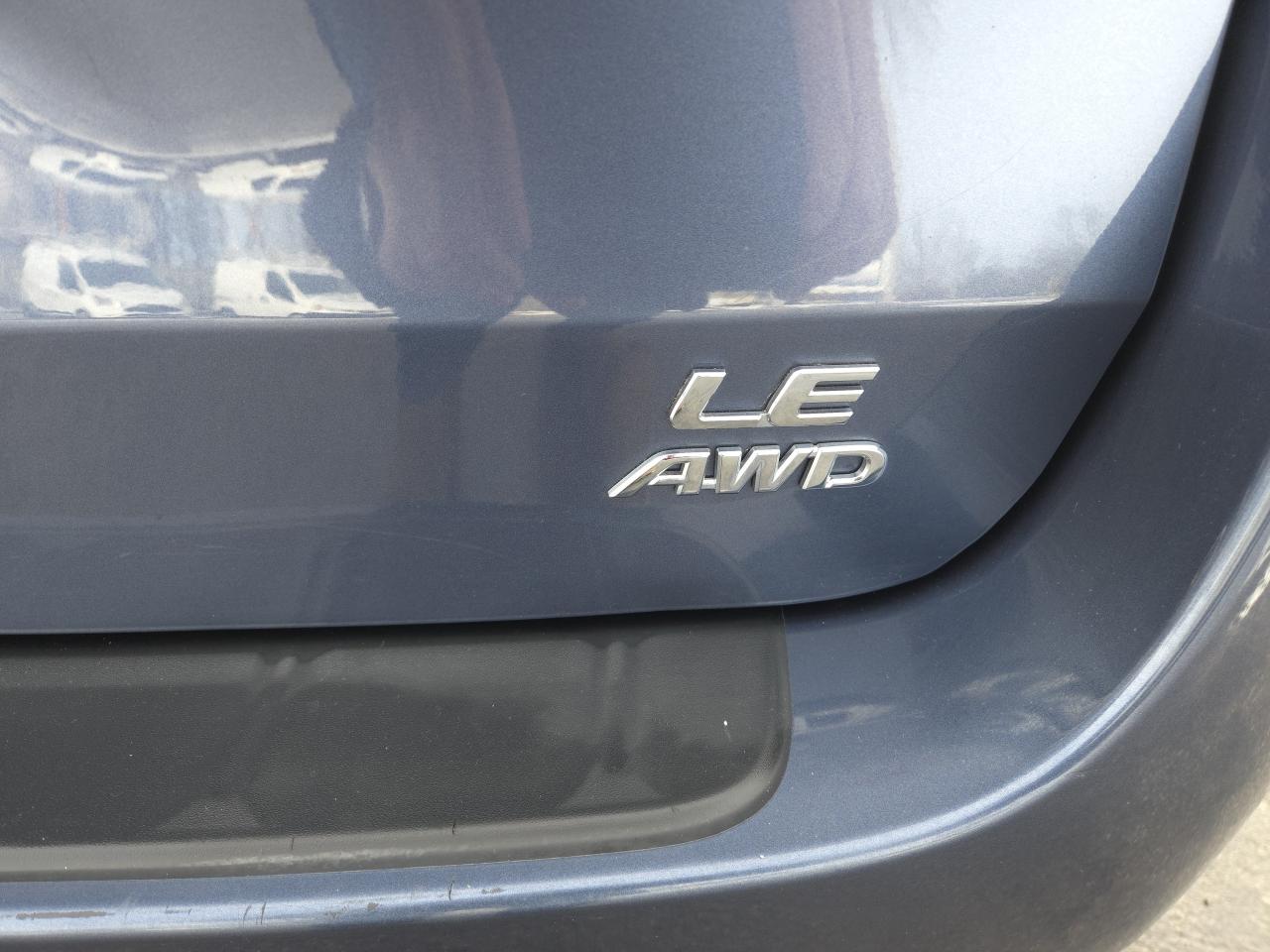 2017 Toyota Sienna 5dr LE 7-Pass AWD Photo