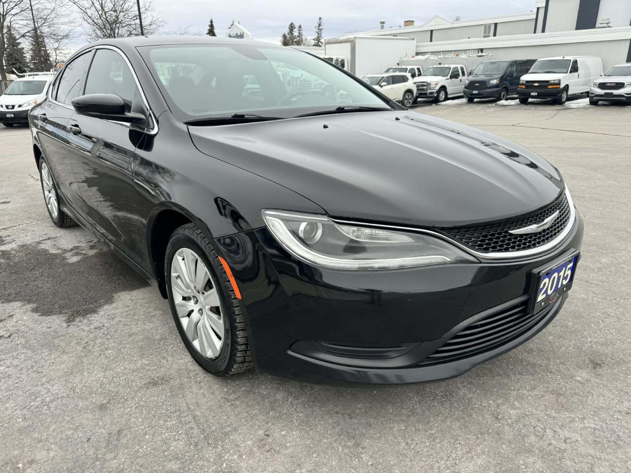 2015 Chrysler 200 4dr Sdn LX FWD Photo