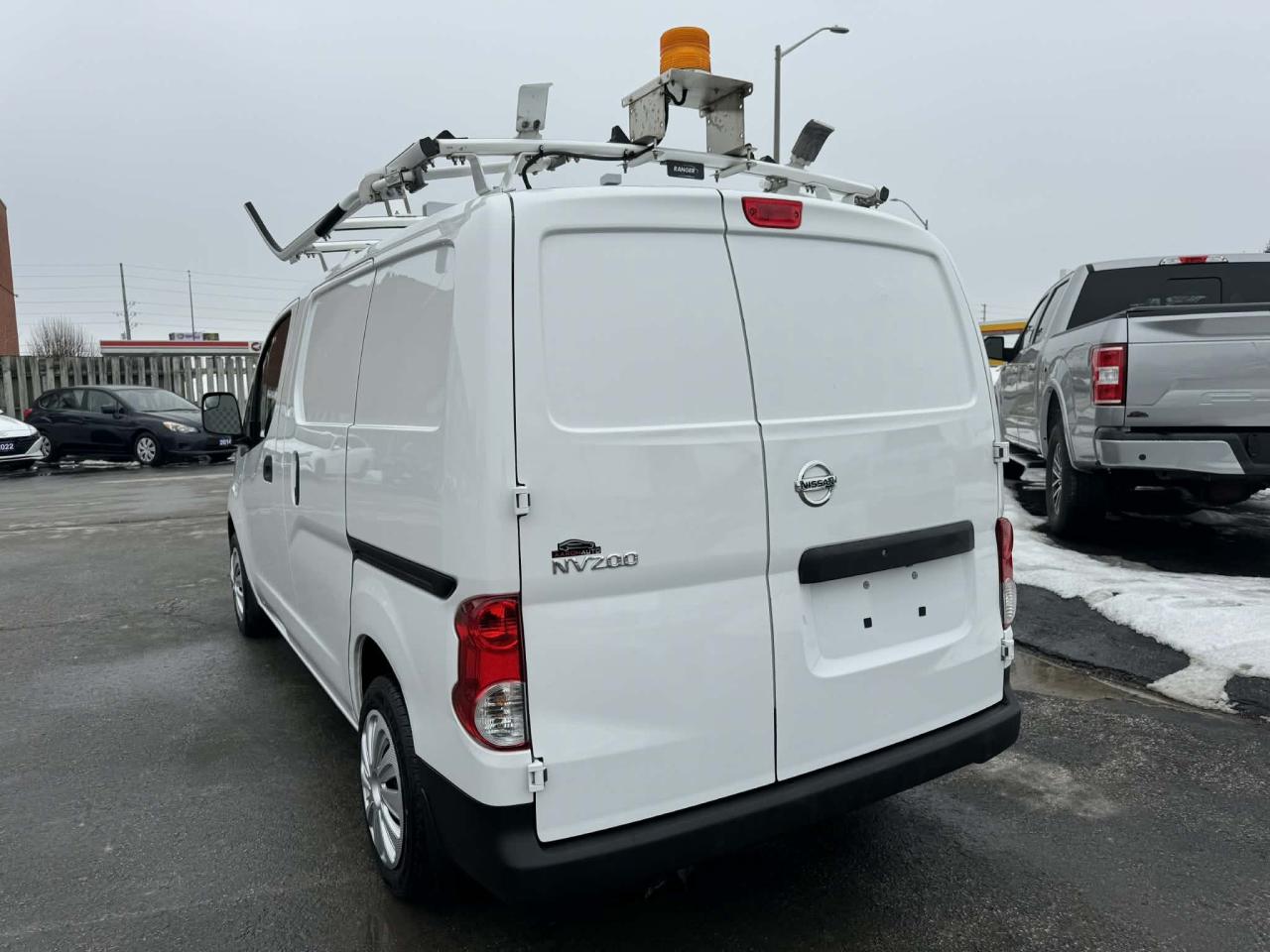 2019 Nissan NV200 I4 SV Photo