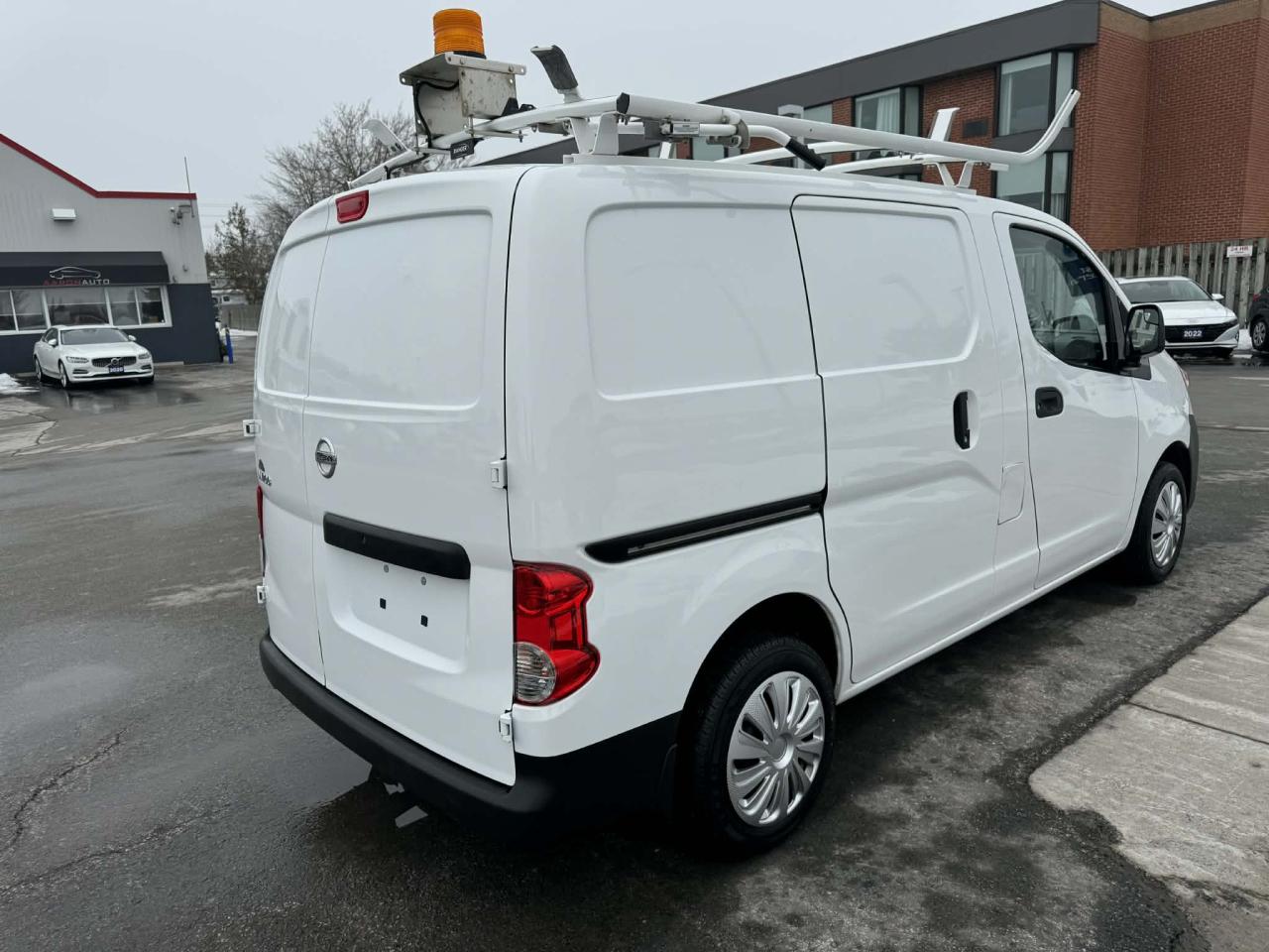 2019 Nissan NV200 I4 SV Photo