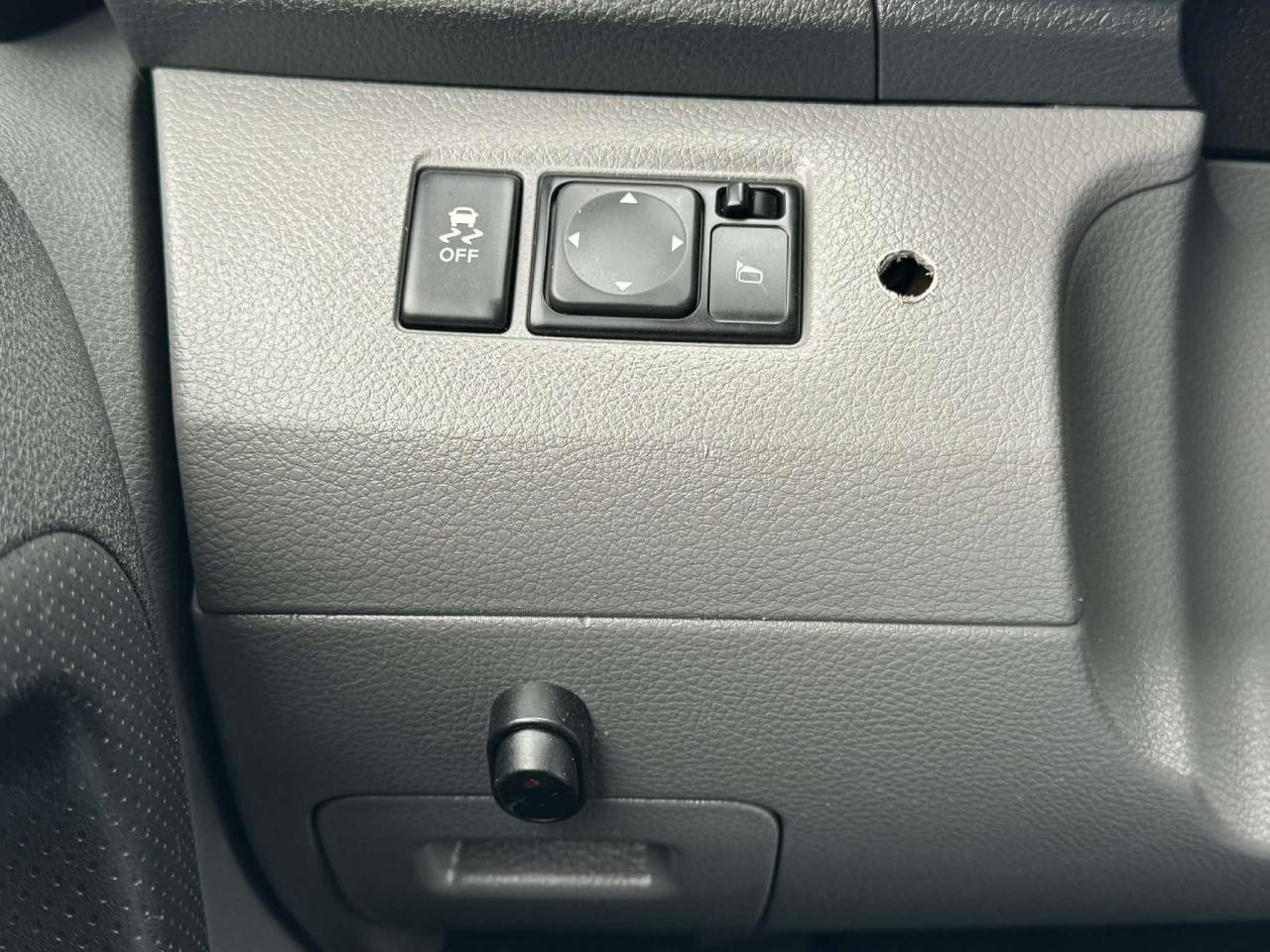 2019 Nissan NV200 I4 SV Photo