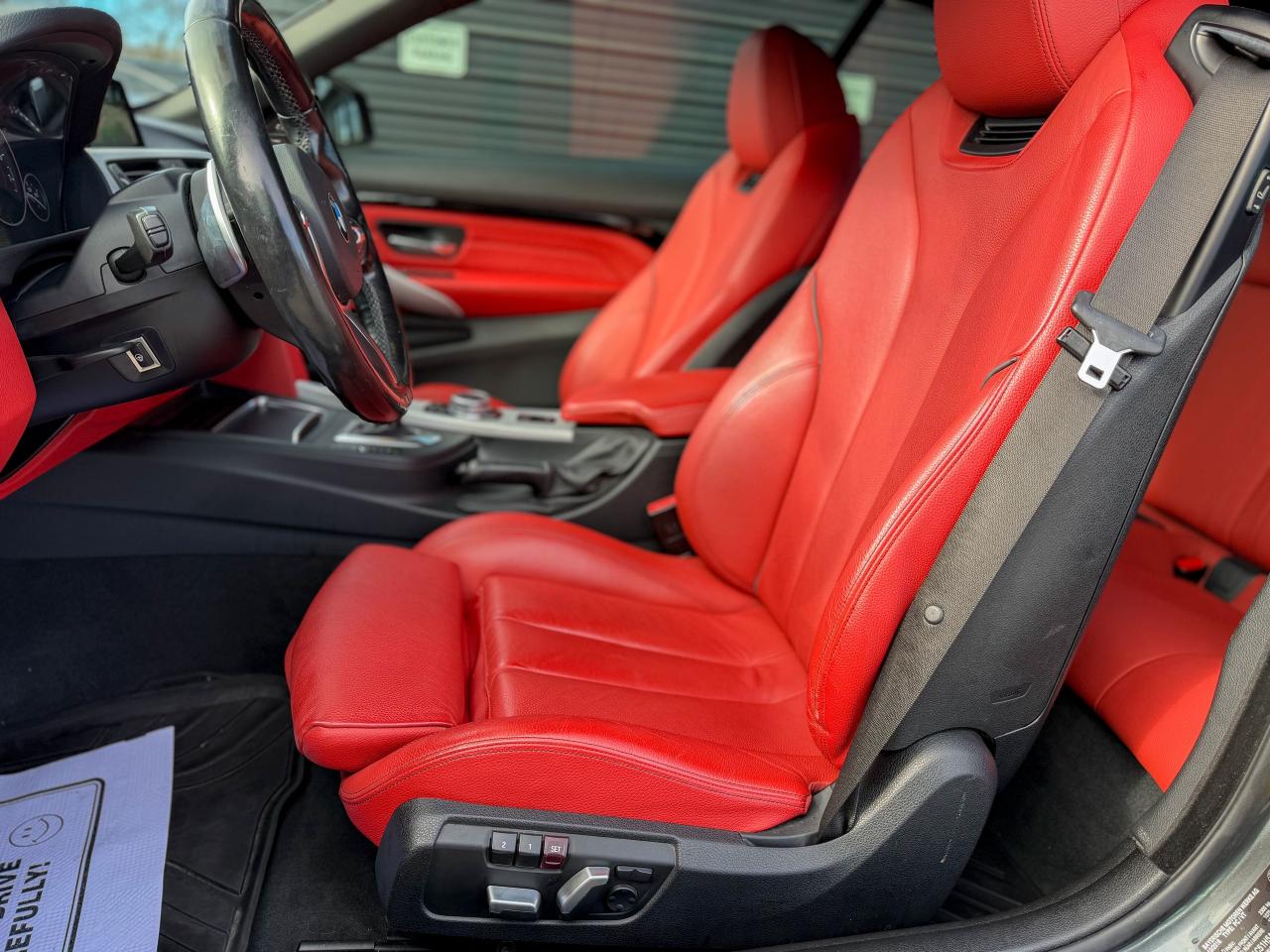 2017 BMW 4 Series 440i xDrive Conv/HARDTOP/BSM/NAVI/RED LEATHER/3L Photo