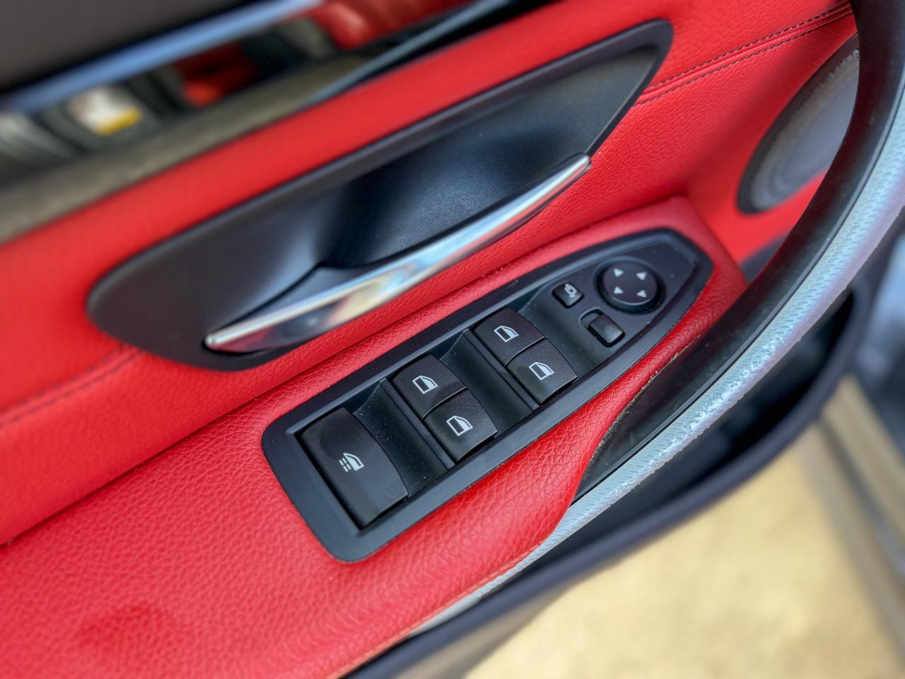 2017 BMW 4 Series 440i xDrive Conv/HARDTOP/BSM/NAVI/RED LEATHER/3L Photo