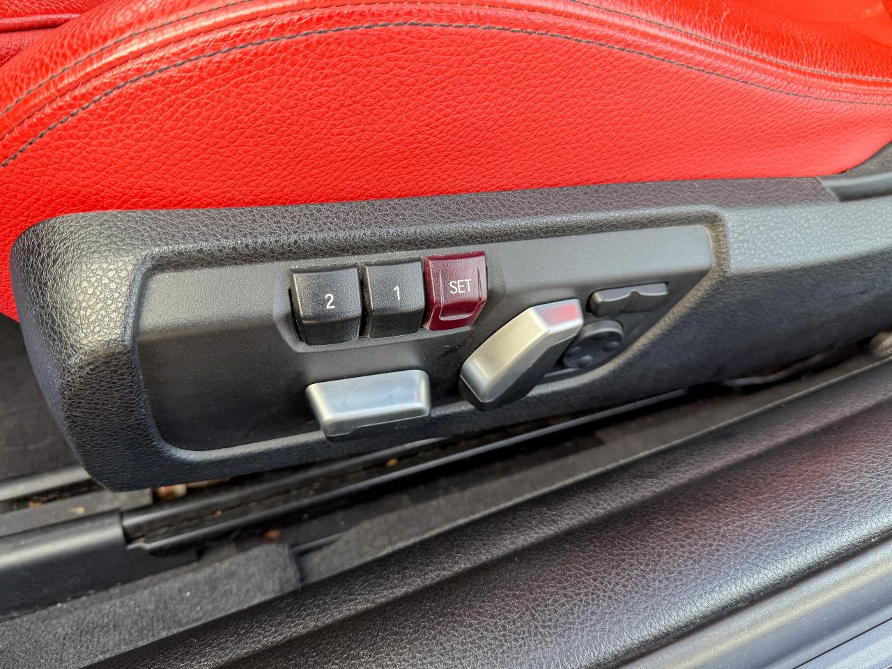 2017 BMW 4 Series 440i xDrive Conv/HARDTOP/BSM/NAVI/RED LEATHER/3L Photo