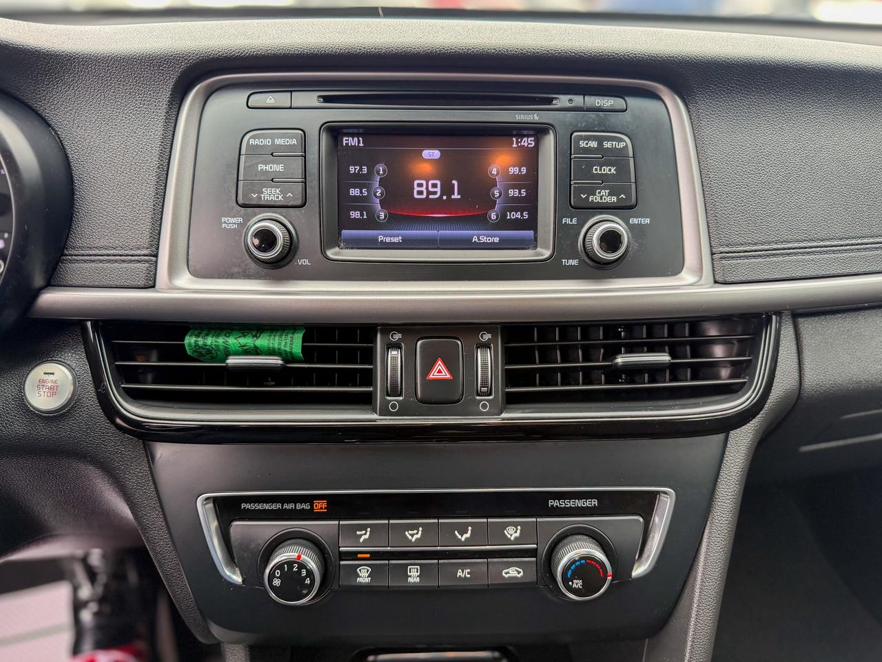 2016 Kia Optima LX+/CAMERA/SERVICE RECORDS/LOW KM/PUSH START/2.4L Photo