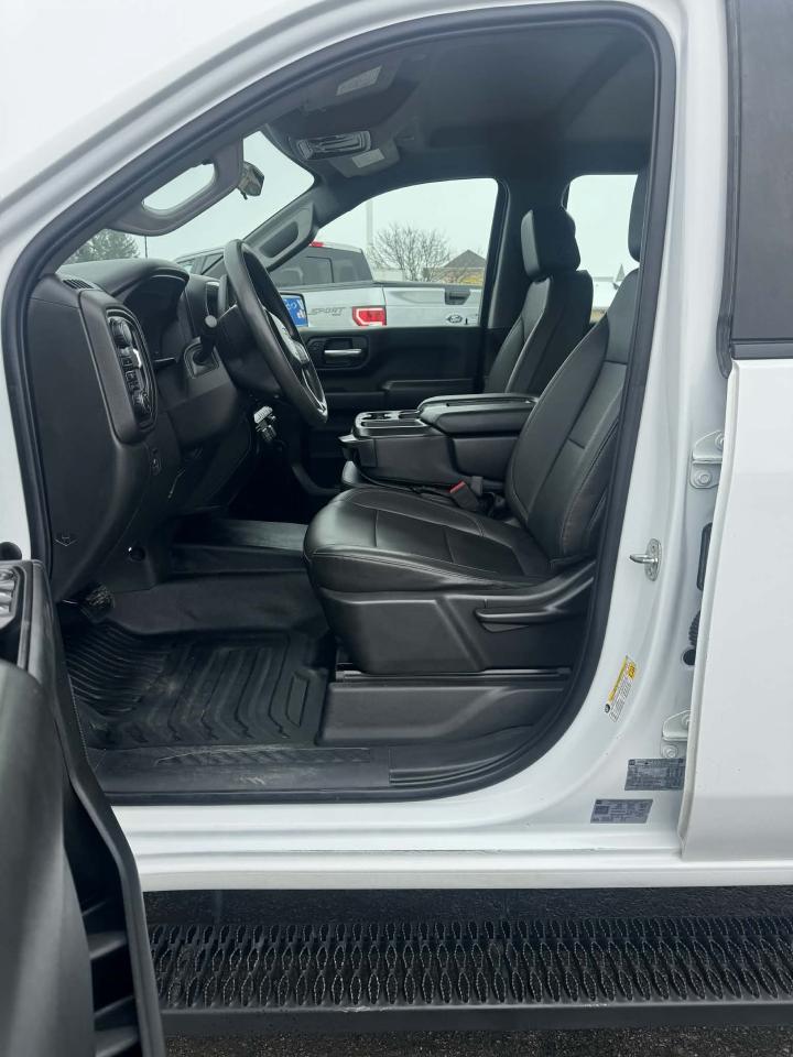 2022 Chevrolet SILVERADO 2500HD 4WD Crew Cab 172  Work Truck Photo