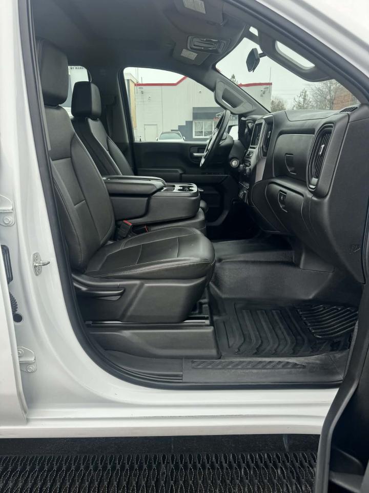 2022 Chevrolet SILVERADO 2500HD 4WD Crew Cab 172  Work Truck Photo