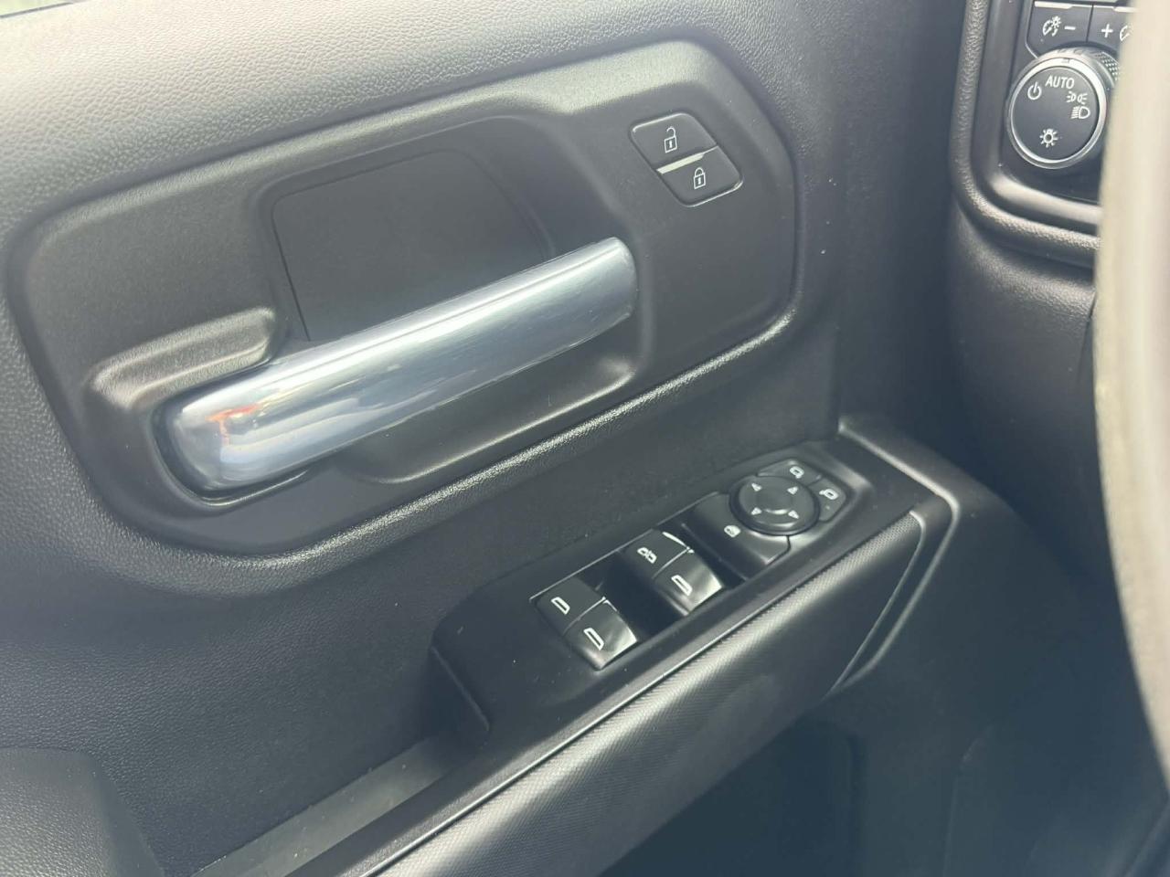 2022 Chevrolet SILVERADO 2500HD 4WD Crew Cab 172  Work Truck Photo