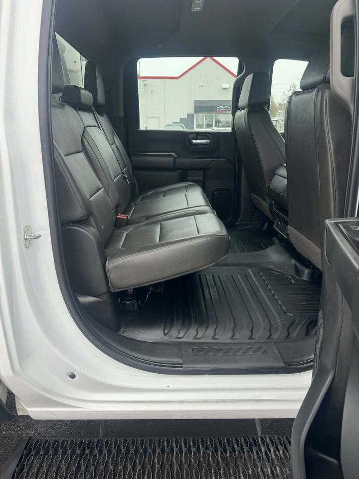 2022 Chevrolet SILVERADO 2500HD 4WD Crew Cab 172  Work Truck Photo