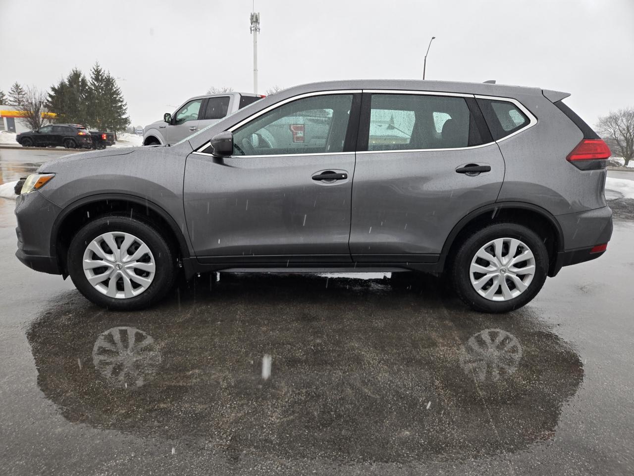 2017 Nissan Rogue AWD 4dr S Photo