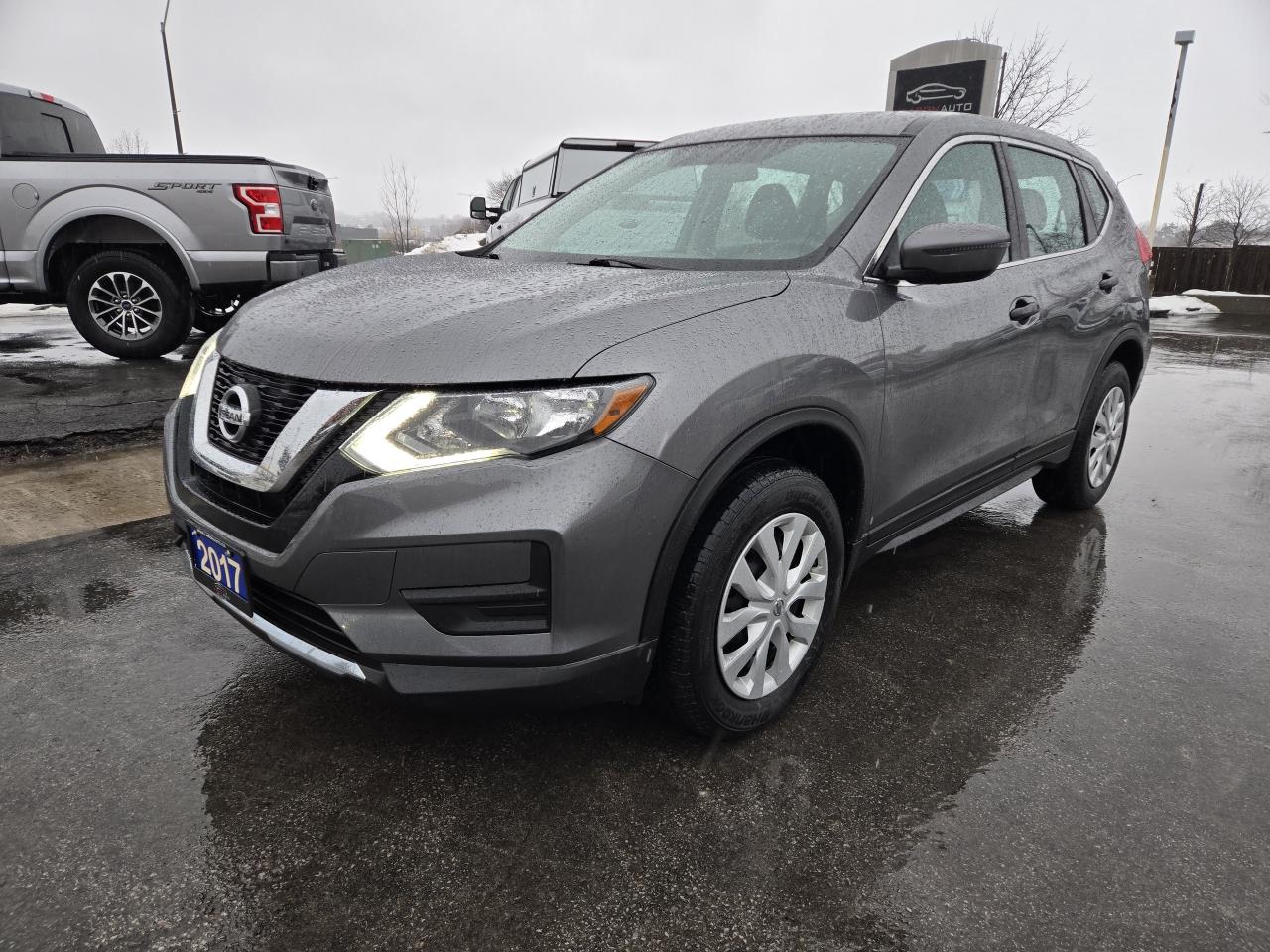 2017 Nissan Rogue AWD 4dr S Photo0
