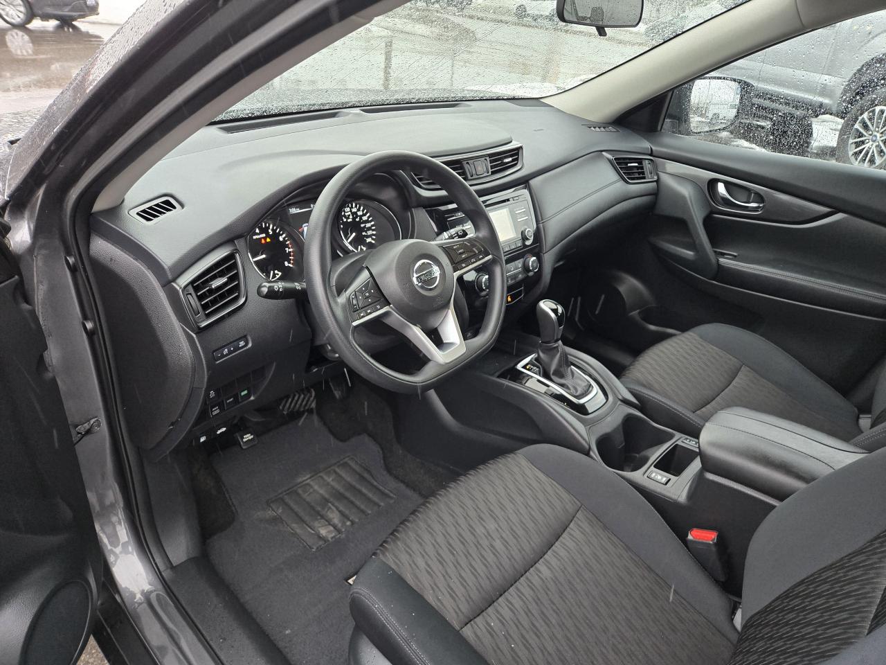 2017 Nissan Rogue AWD 4dr S Photo