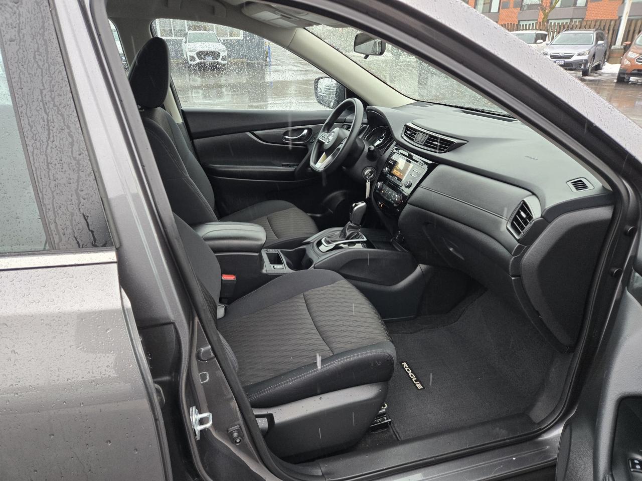 2017 Nissan Rogue AWD 4dr S Photo