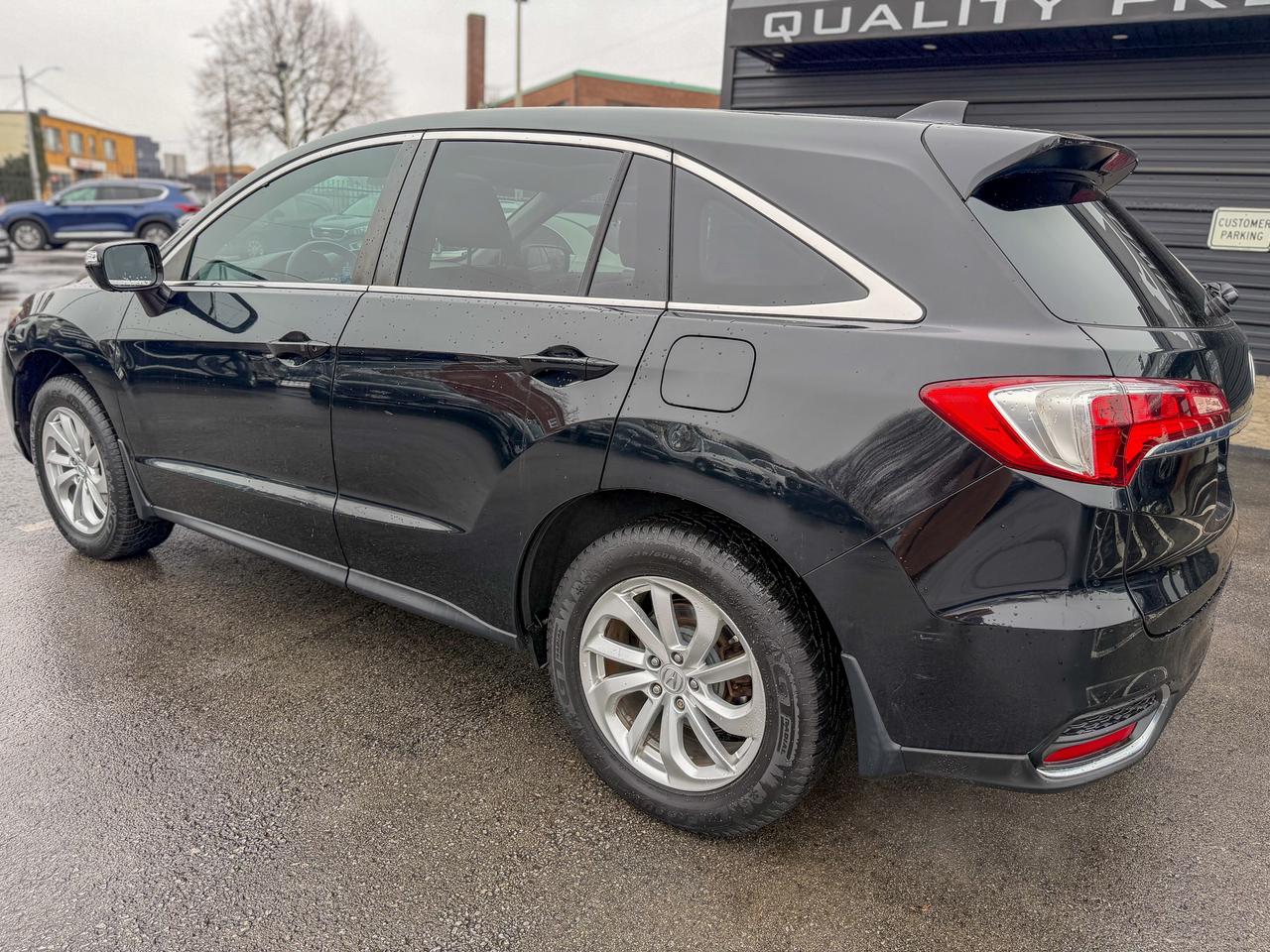 2017 Acura RDX AWD 4dr Tech Pkg Photo