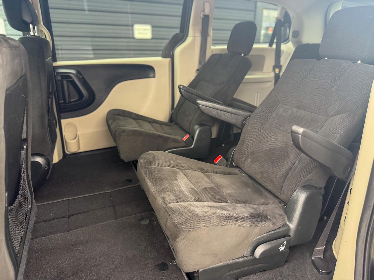 2017 Dodge Grand Caravan SXT/DVD PLAYER/CAMERA/STOW'N GO/NO ACCIDENTS/3.6L Photo