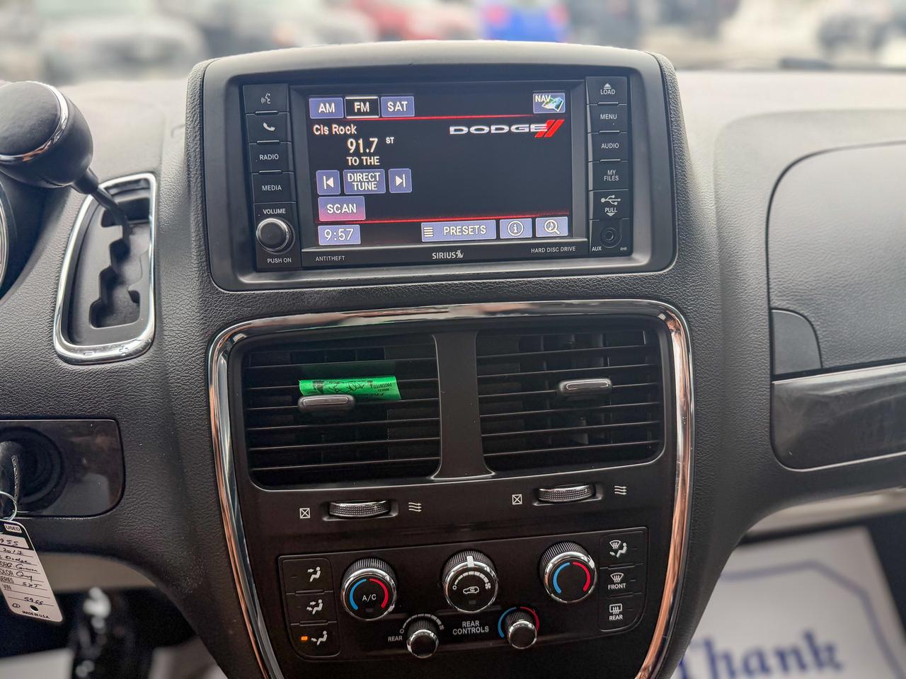 2017 Dodge Grand Caravan SXT/DVD PLAYER/CAMERA/STOW'N GO/NO ACCIDENTS/3.6L Photo