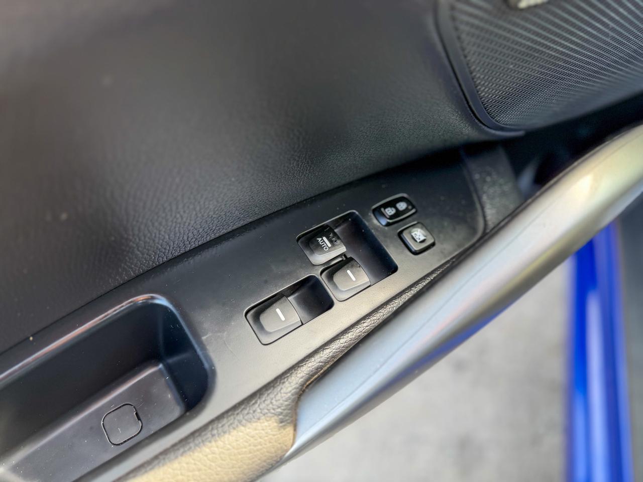 2013 Hyundai Veloster Tech/NAVI/CAMERA/PANO/LOW KM/PUSH START/1.6L Photo