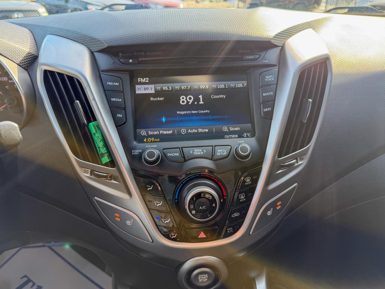 2013 Hyundai Veloster Tech/NAVI/CAMERA/PANO/LOW KM/PUSH START/1.6L Photo