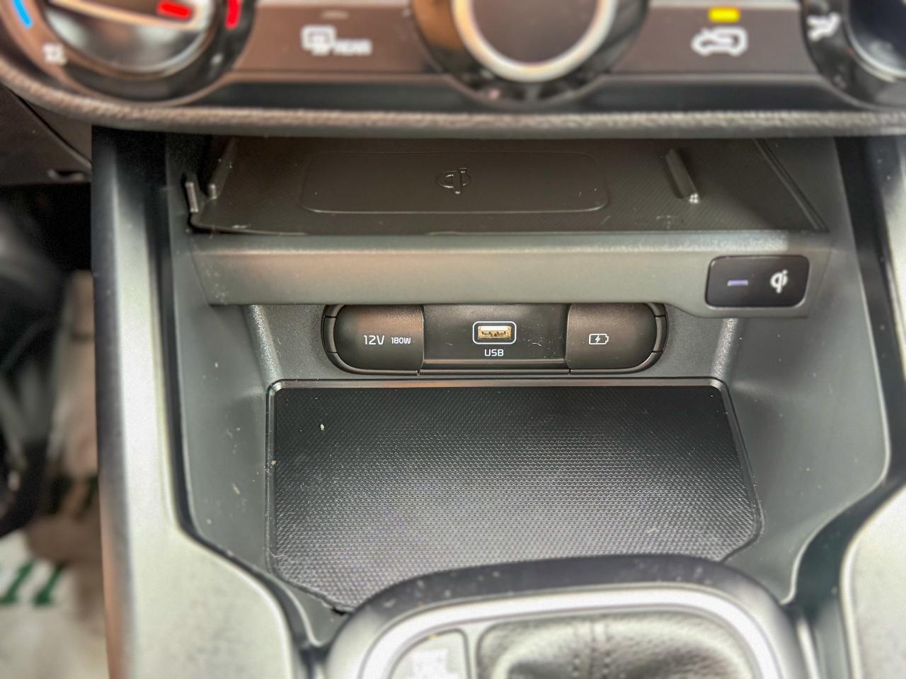 2021 Kia Soul EX/BSM/LANE ASSIST/CAMERA/2L/LOW KM/APPLE CARPLAY Photo